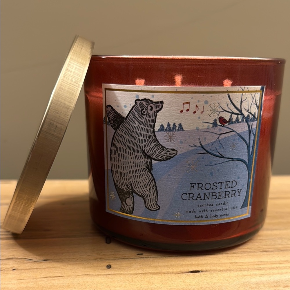 Frosted Cranberry Scented Candle